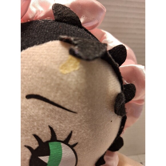 Kellytoy Baby Betty Boop in Diaper Plush Stuffed Doll Bonnet bow - Picture 2 of 9